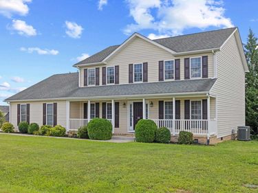 26 DEVONSHIRE CT, FISHERSVILLE, VA 22939