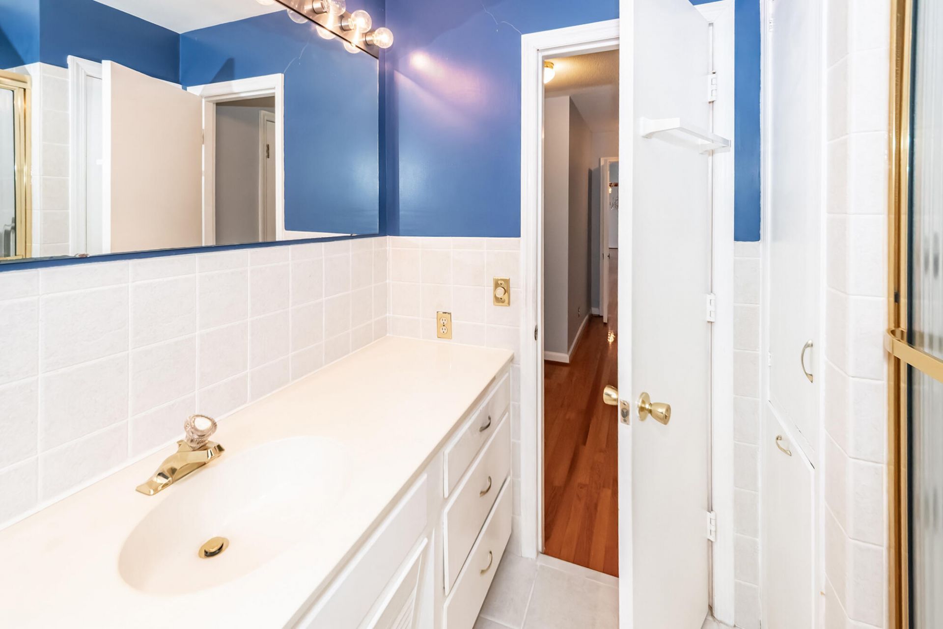 64 Shrewsbury Road Photo 35