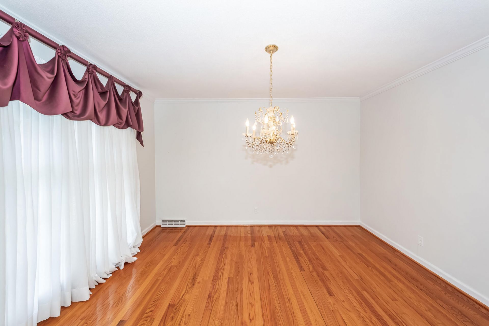 64 Shrewsbury Road Photo 5
