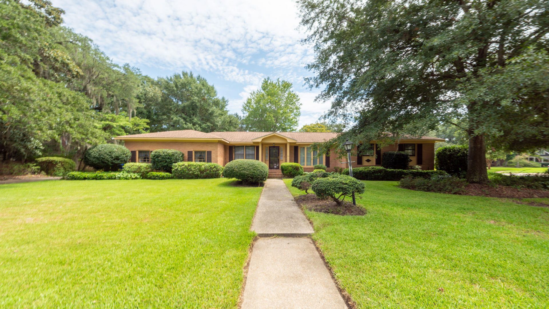 64 Shrewsbury Road Photo 55