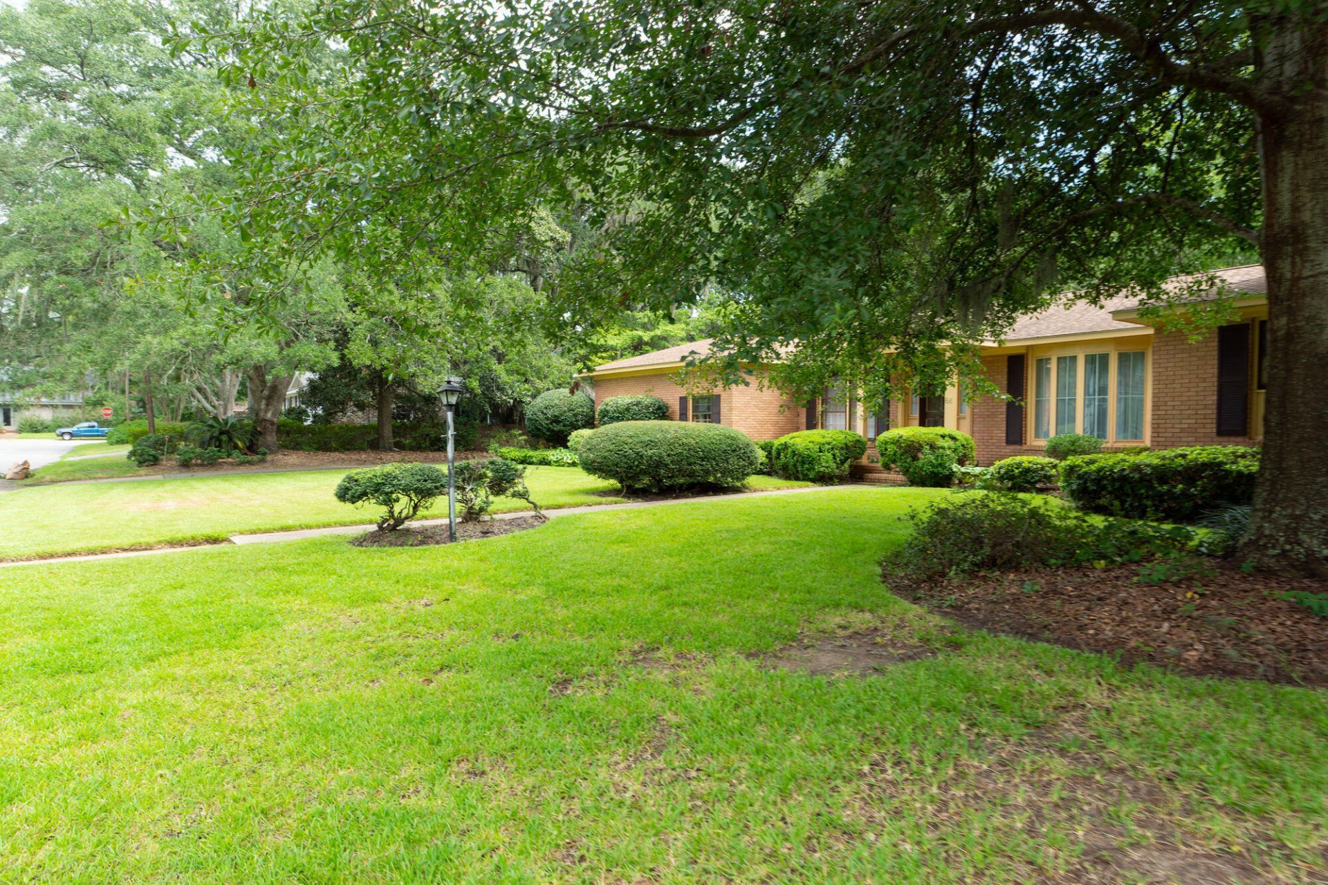 64 Shrewsbury Road Photo 56