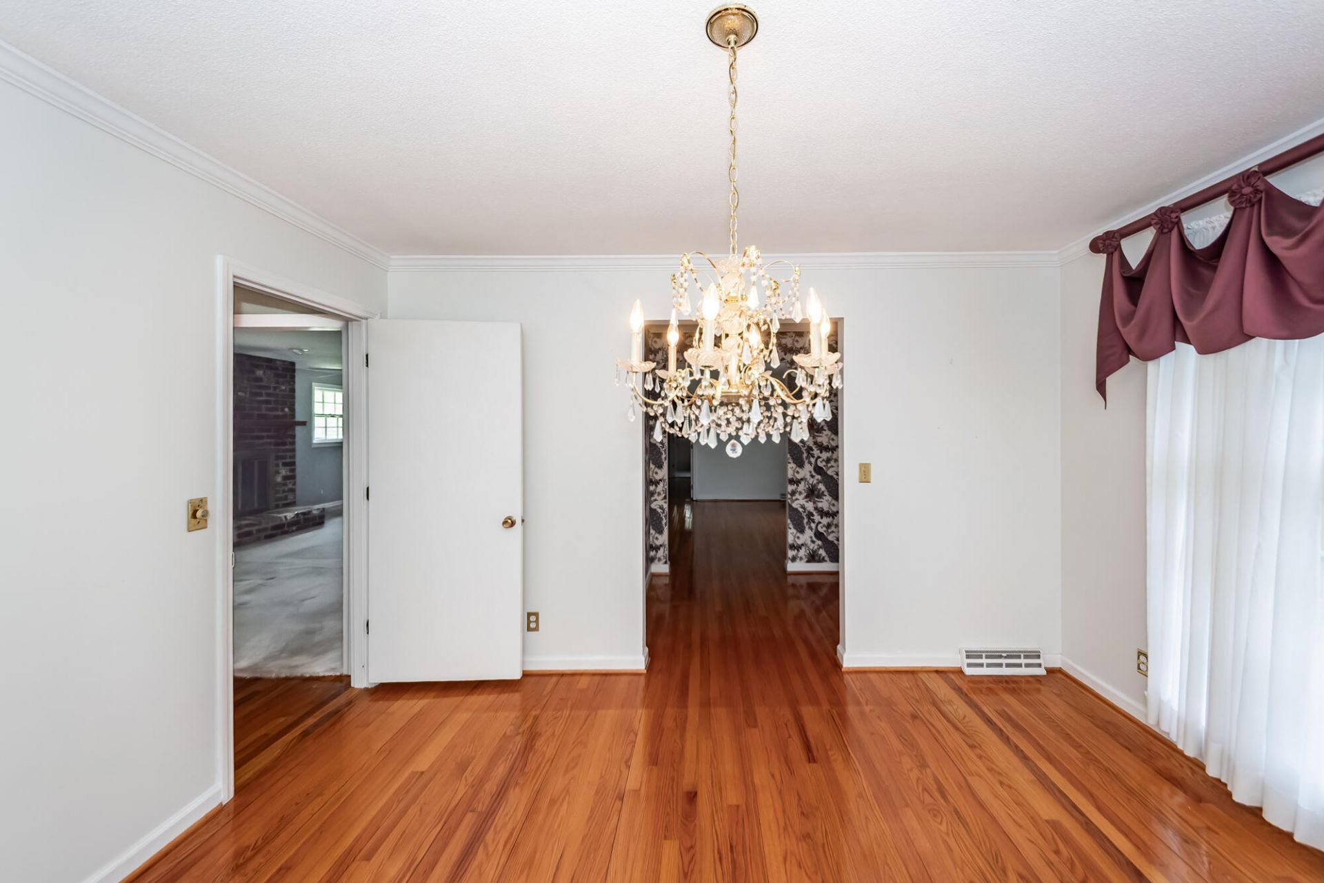 64 Shrewsbury Road Photo 7