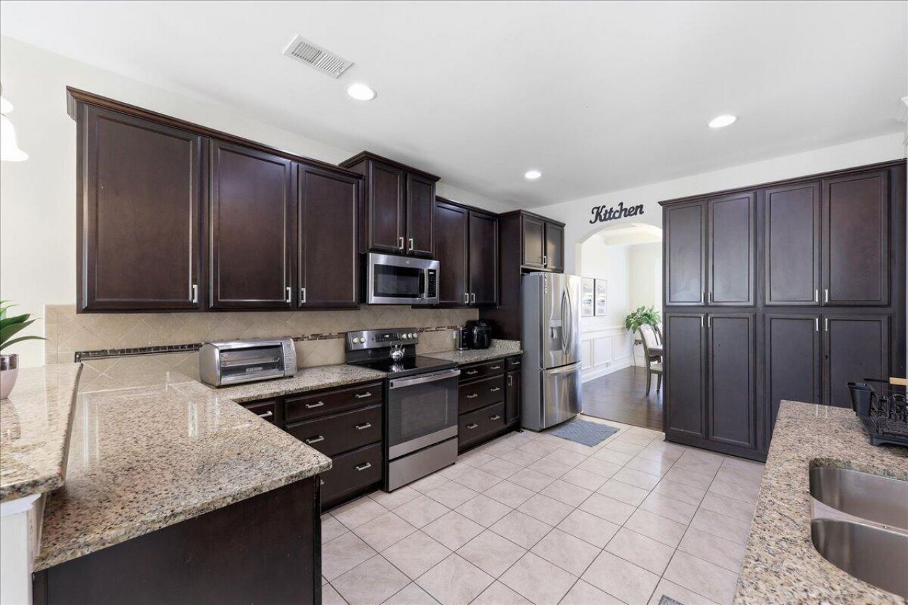66 W Saughtree Lane Photo 31