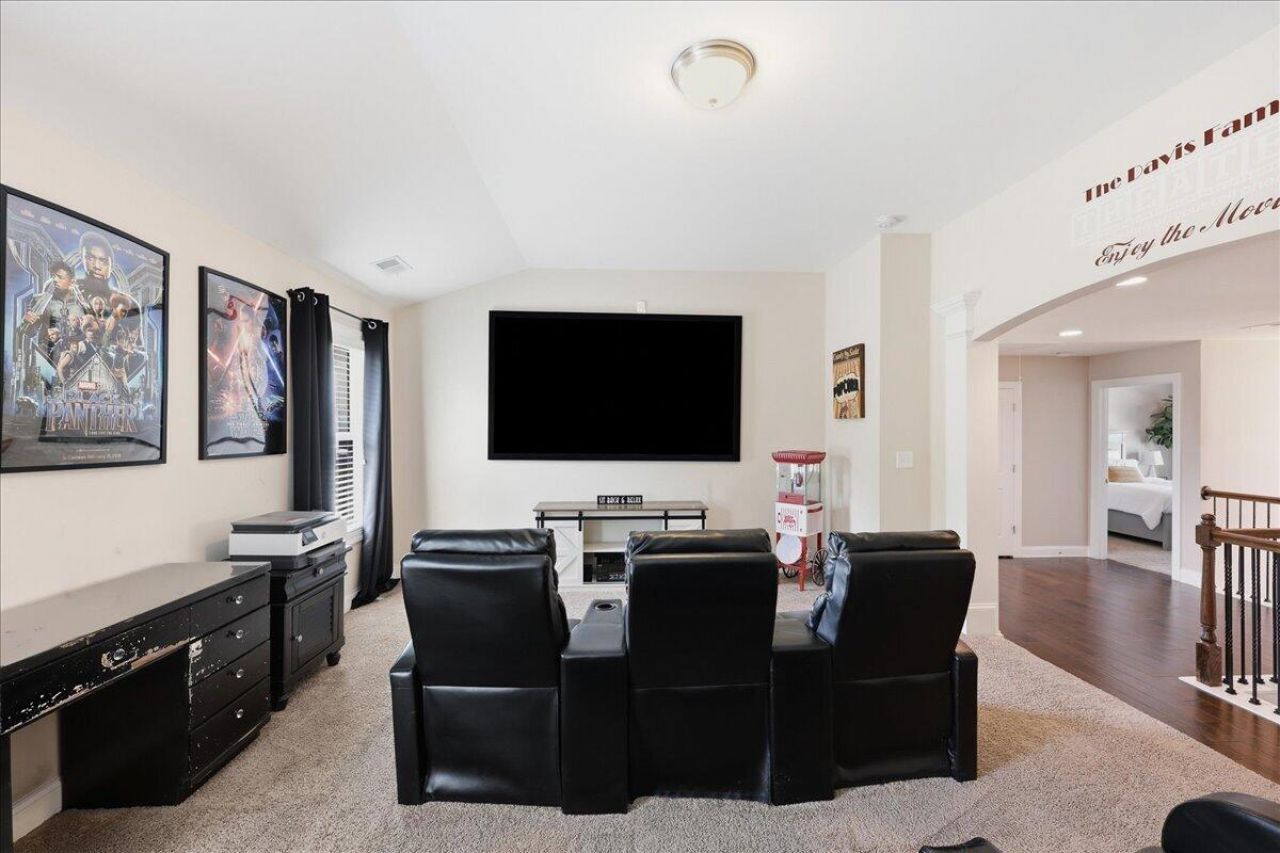 66 W Saughtree Lane Photo 38