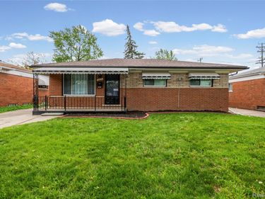 7218 Superior , Center Line, Mi 48015