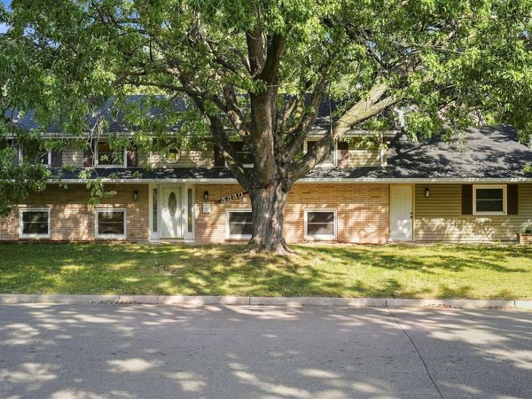 5330 Perry Avenue N, Crystal, MN 55429