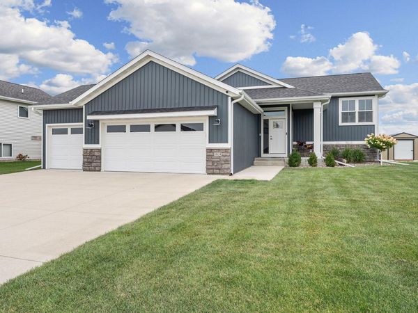1404 20th Street NE, Austin, MN 55912