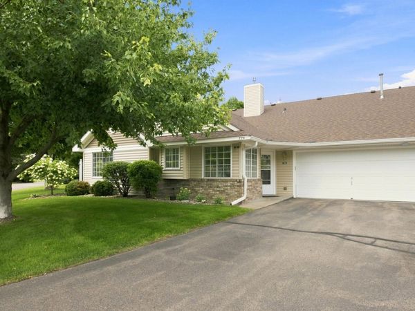 724 85th Lane NW, Coon Rapids, MN 55433