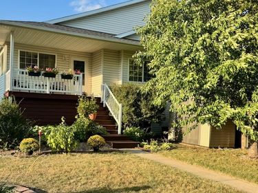 841 12th Avenue W, West Fargo, ND 58078