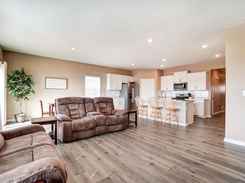 734 Leslie Drive , Plain City, OH 43064 Photo 12