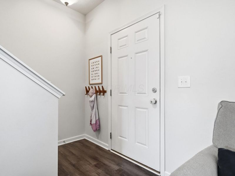 5923 Ballydugan Drive, Galloway, OH 43119 Photo 9
