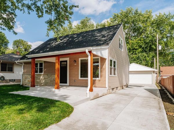 222 N 111th STREET, Wauwatosa, WI 53226