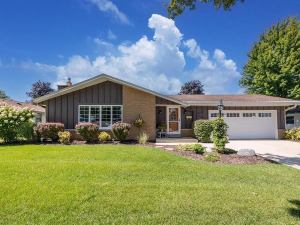 6109 Thornridge LANE, Greendale, WI 53129