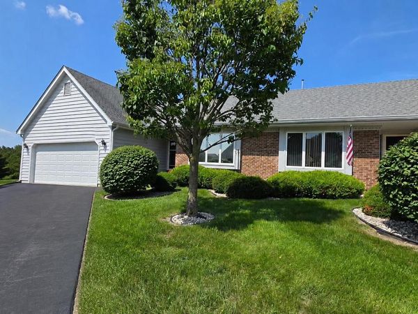 N98W17840 Lilly COURT, Germantown, WI 53022