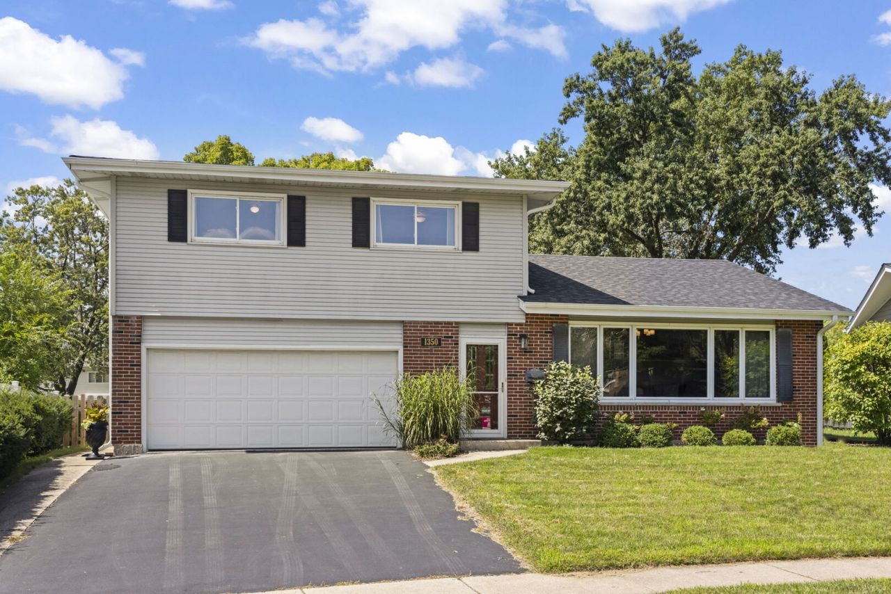 1350 S Rebecca Road, Lombard, IL 60148 Main Photo