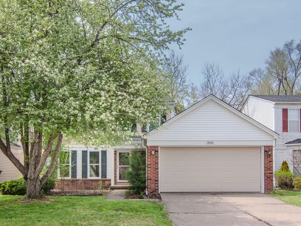 3044 Turnberry Lane, Ann Arbor, MI 48108