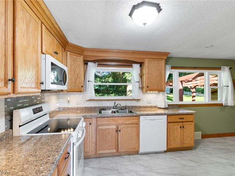 289 Valley View Drive, Wooster, OH 44691 Photo 6