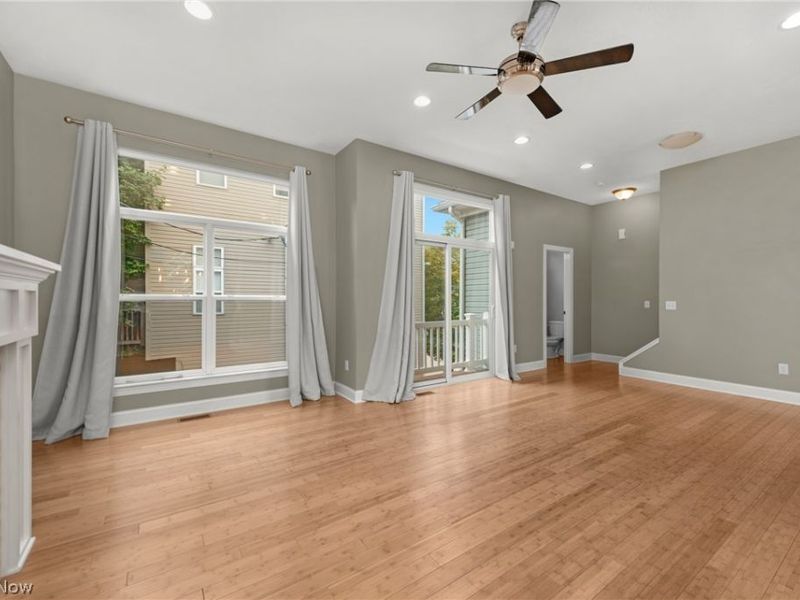 5512 Saint Stephens Court, Cleveland, OH 44102 Photo 12