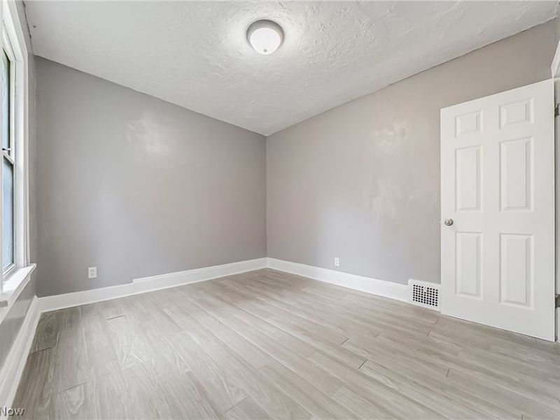 505 E 149th Street, Cleveland, OH 44110 Photo 14