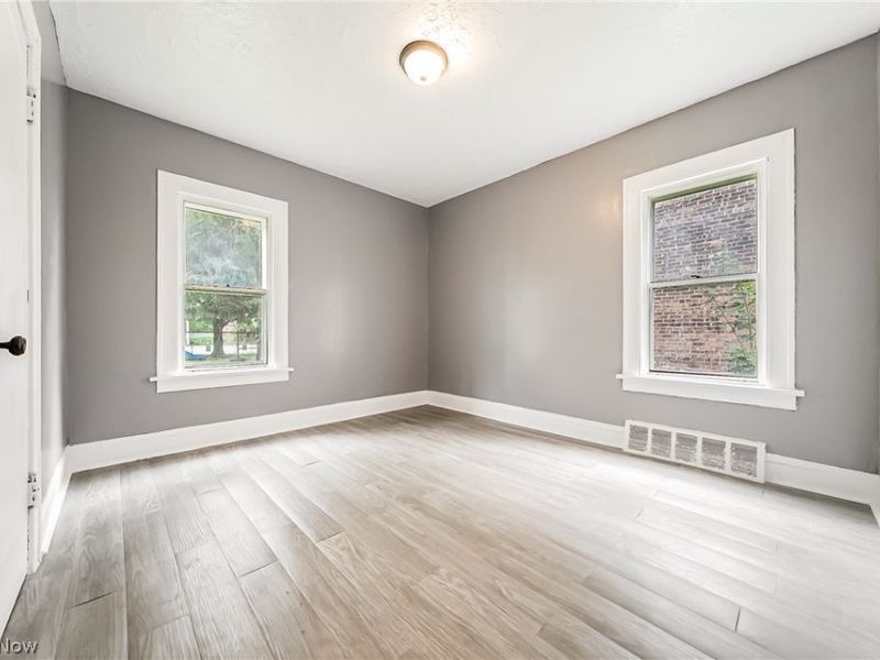 505 E 149th Street, Cleveland, OH 44110 Photo 16