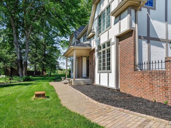 51530 Clubhouse Drive, South Bend, IN 46628