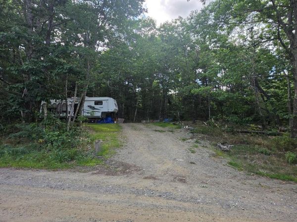 27 Bolin Hill Road , Liberty, ME 04949