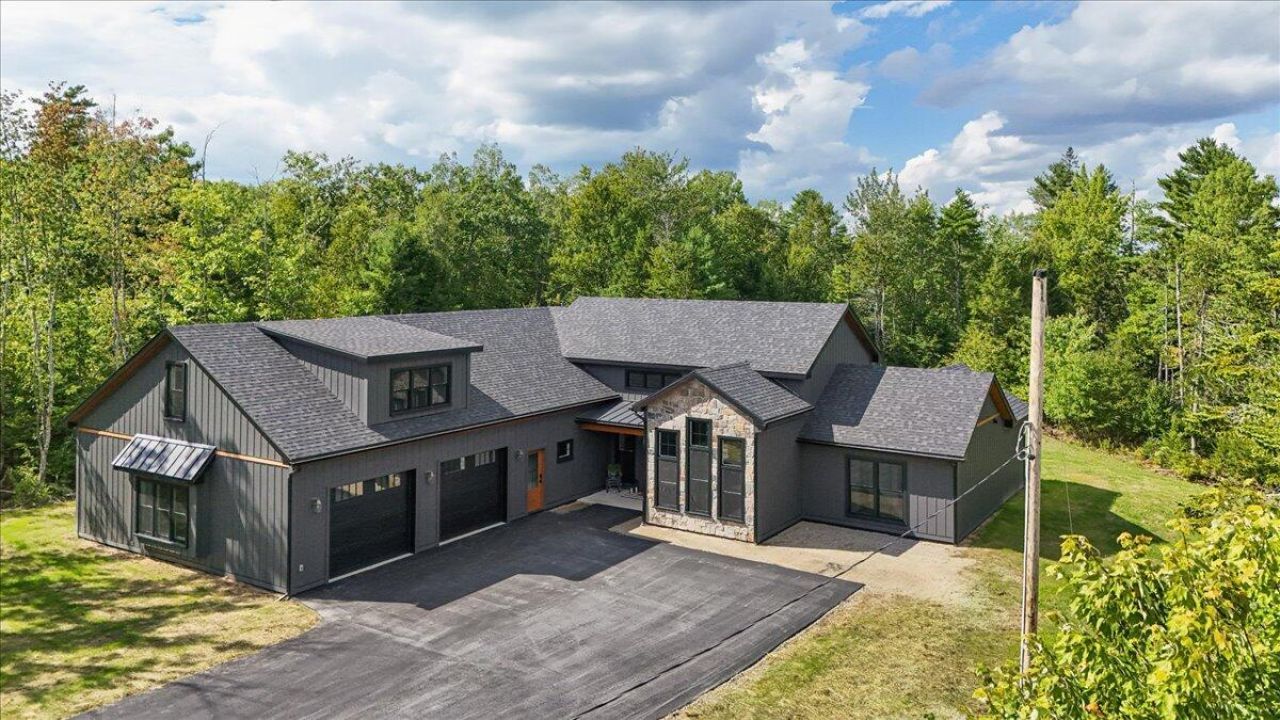 16 Village Loop Road, Bucksport, ME 04416 Main Photo