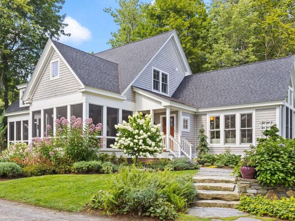 4 Creek Lane, Manchester, ME 04351