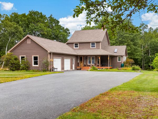 35 Porter Street, Searsport, ME 04974