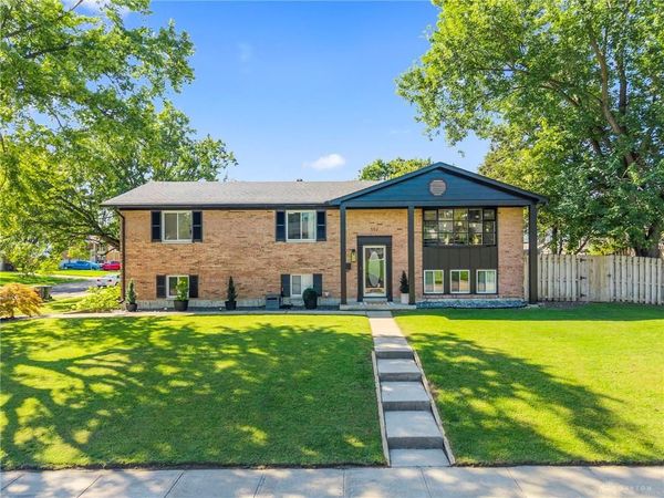 552 Crestgrove Avenue, Vandalia, OH 45377
