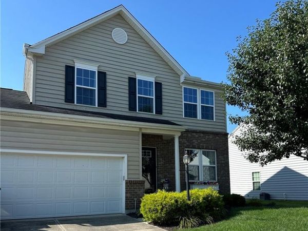 7119 Bluestream Drive, Tipp City, OH 45371