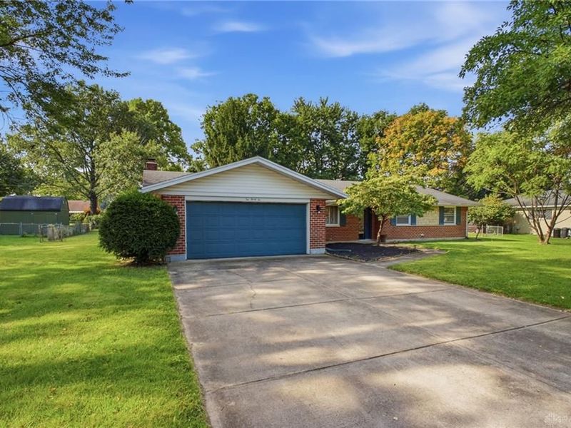 1032 Hyde Park Drive, Centerville, OH 45429 Photo 3