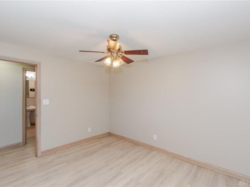 4150 Burning Tree Drive, Kettering, OH 45440 Photo 18