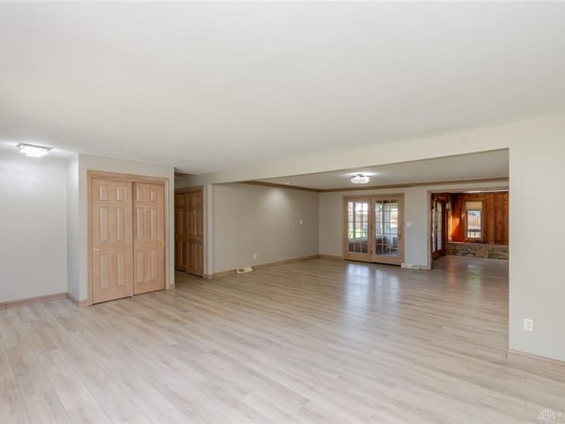4150 Burning Tree Drive, Kettering, OH 45440 Photo 5
