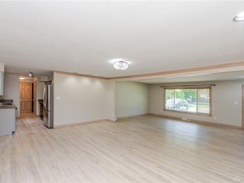 4150 Burning Tree Drive, Kettering, OH 45440 Photo 8