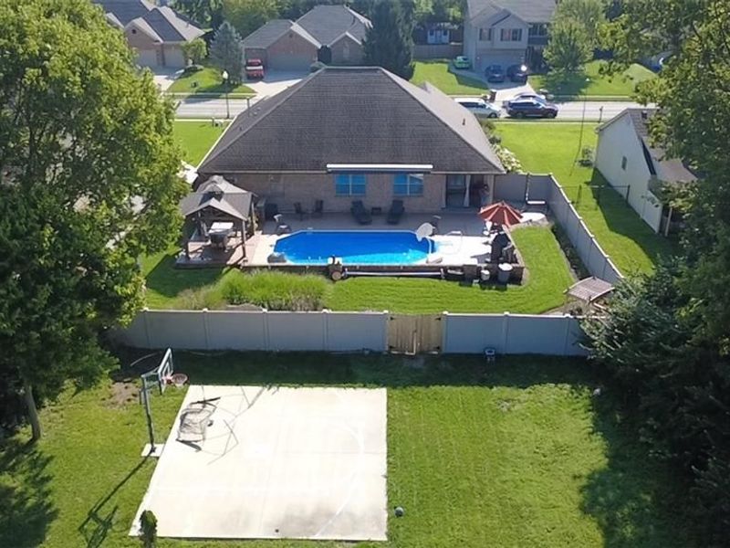 111 Megan Lane, Germantown, OH 45327 Photo 9