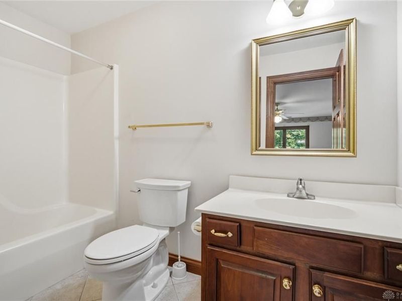2535 S Creek Circle, Spring Valley Township, OH 45370 Photo 36