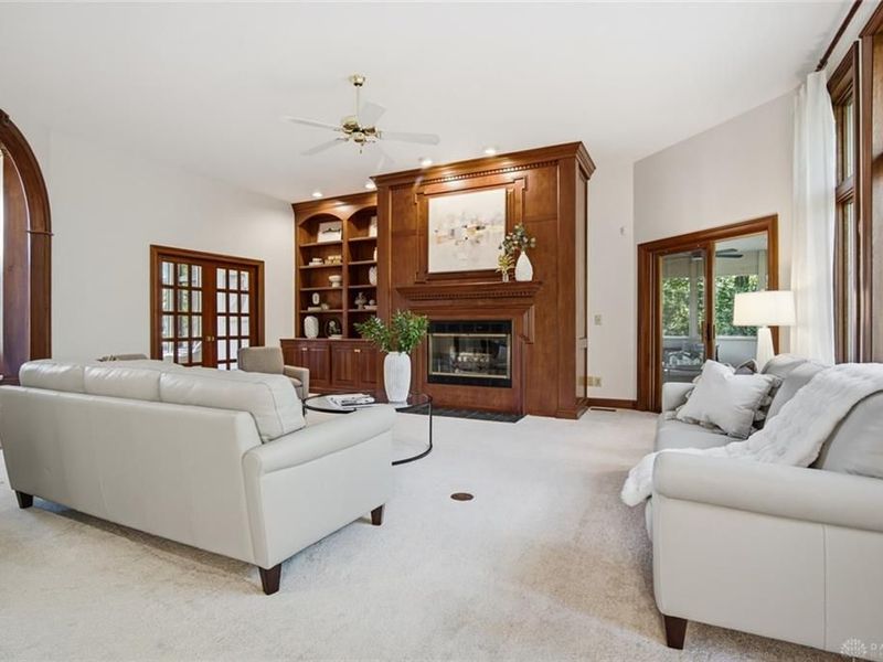 2535 S Creek Circle, Spring Valley Township, OH 45370 Photo 6