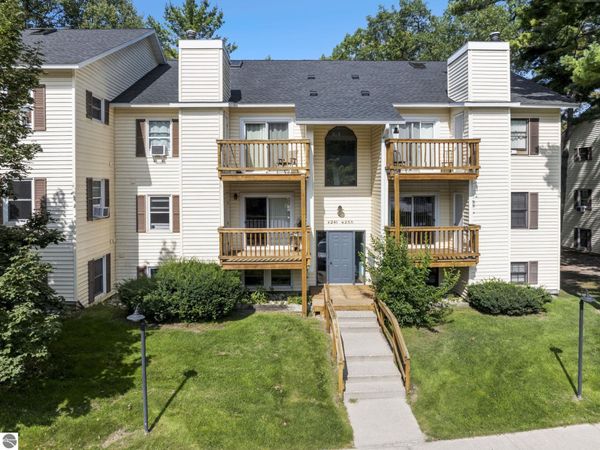 4241 Mitchell Creek Drive, Unit C1, Traverse City, MI 49686