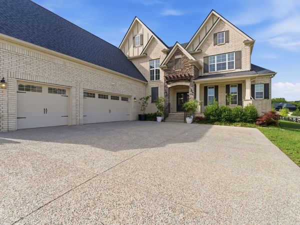 2186 Broadway St , Nolensville, TN 37135