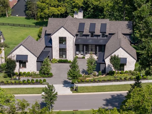 8190 Heirloom Blvd , College Grove, TN 37046