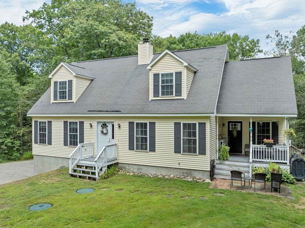 73 Stevens Hill Road, Nottingham, NH 03290
