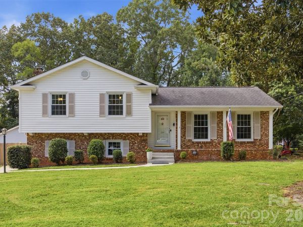 1724 Delchester Drive, Charlotte, NC 28210