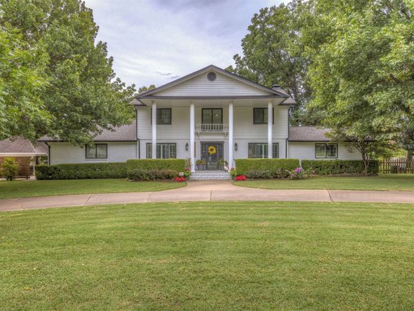 8242 E 114th Street , Bixby, OK 74008
