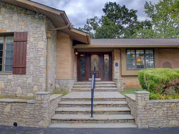 2879 E 34th Street , Tulsa, OK 74105