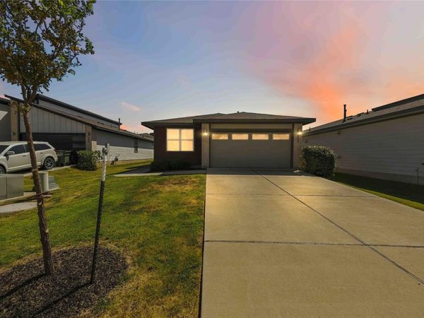 453 Agave Azul WAY, Leander, TX 78641