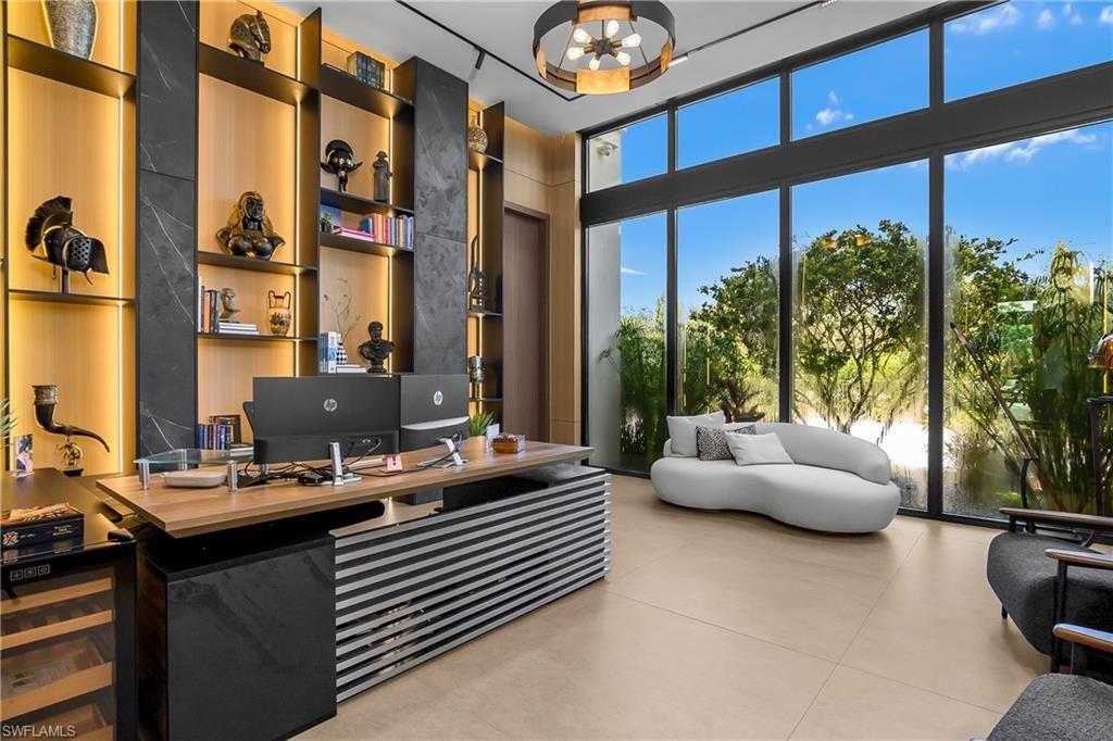 6616 Trail Blvd, Naples, FL 34108 Photo