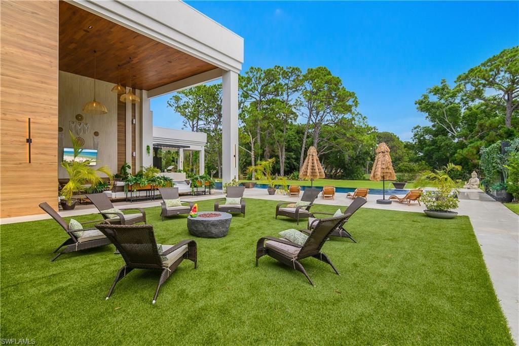 6616 Trail Blvd, Naples, FL 34108 Photo