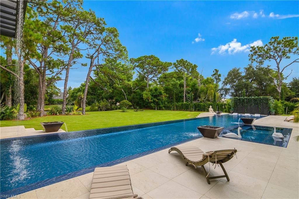 6616 Trail Blvd, Naples, FL 34108 Photo