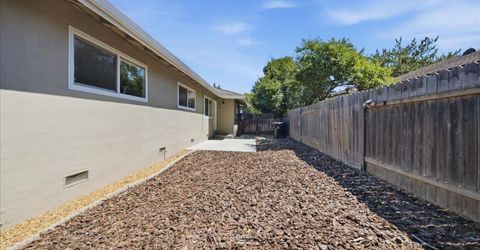 7225 Camel Rock Way, Citrus Heights, CA 95610 Photo